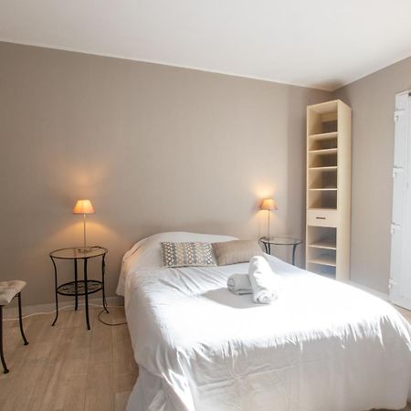Ibis - Villa Avec Piscine, Jardin Et Parking Арл Екстериор снимка